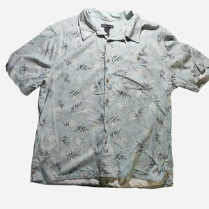 100% Silk light green button up shirt all over print size L